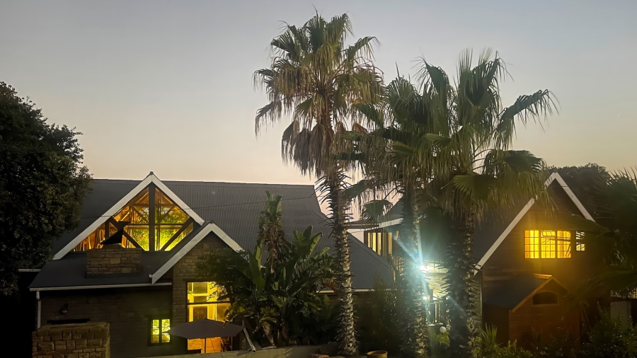 To Let 5 Bedroom Property for Rent in Southern Cross Western Cape